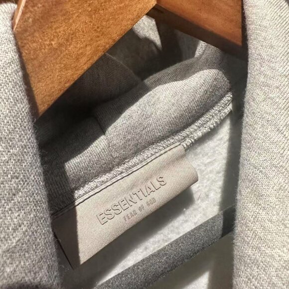 Fear of God Essentials Hoodie (2022) - Picture 3 of 6